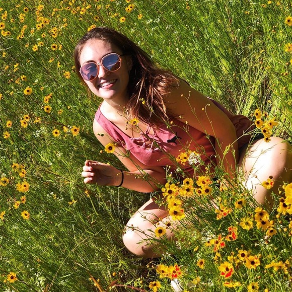 Meet your Posher, Jenny π - Picture 2 of 2